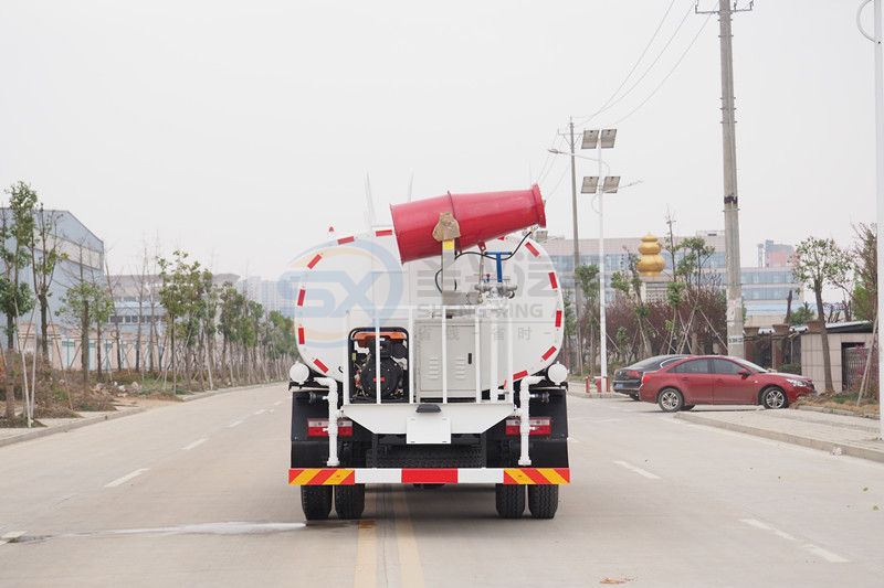 東風(fēng)專用D3S灑水車12立方（選裝30米霧炮）