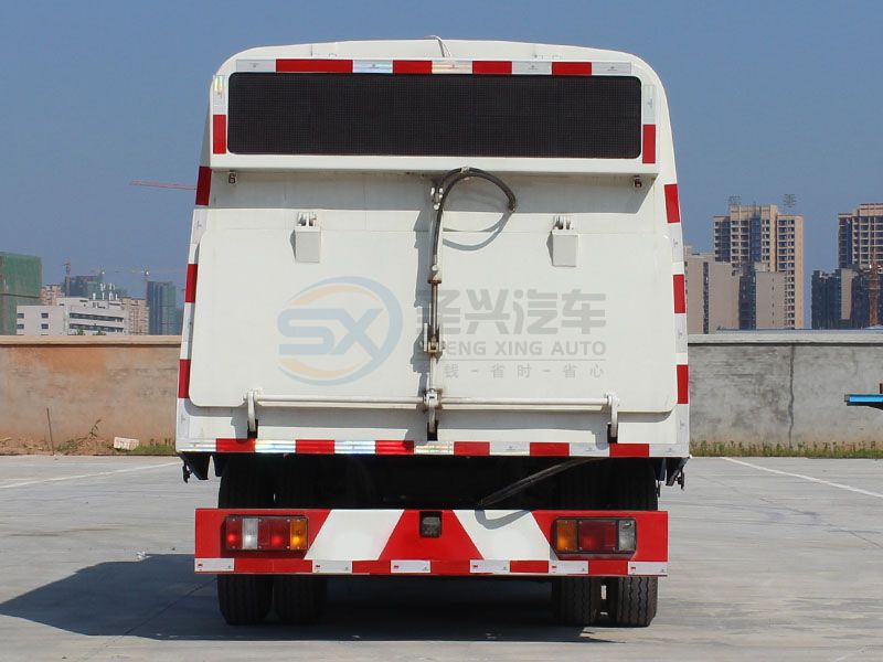 五十鈴吸塵車