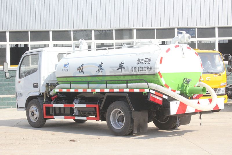 東風(fēng)多利卡5方吸糞車