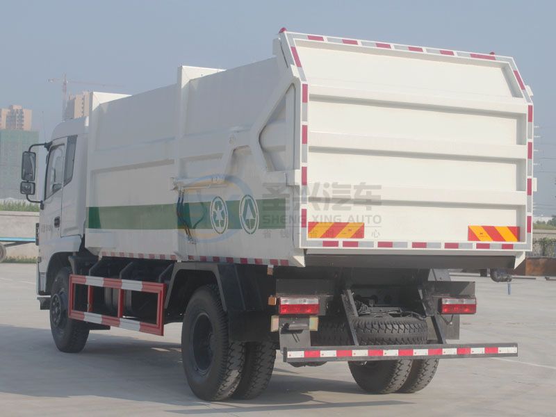東風(fēng)專底對(duì)接垃圾車