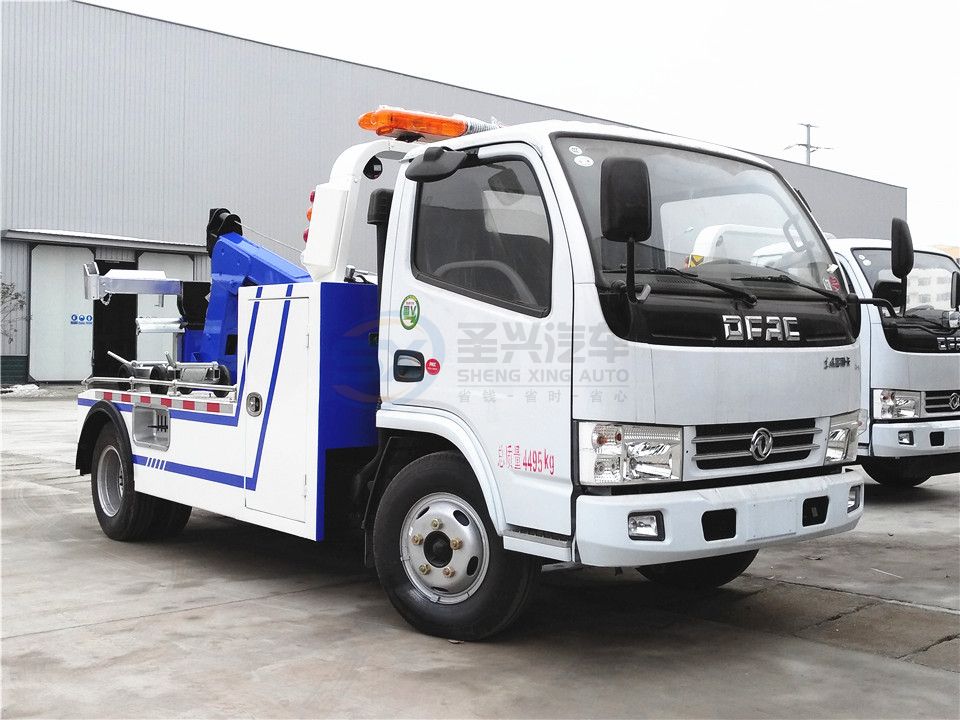 東風小多利卡拖吊聯(lián)體清障車