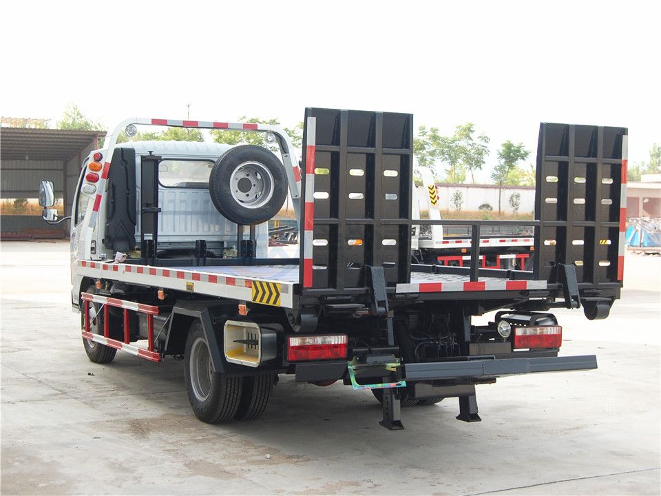 東風(fēng)多利卡一拖二清障車(chē)