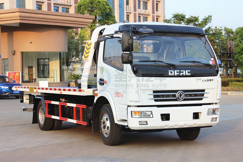 東風(fēng)大多利卡一拖二清障車(chē)