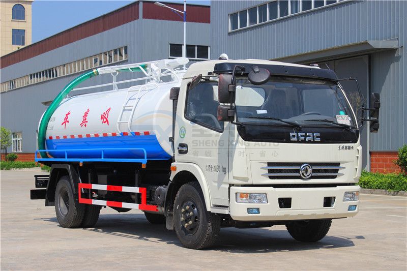 東風(fēng)多利卡8方吸糞車