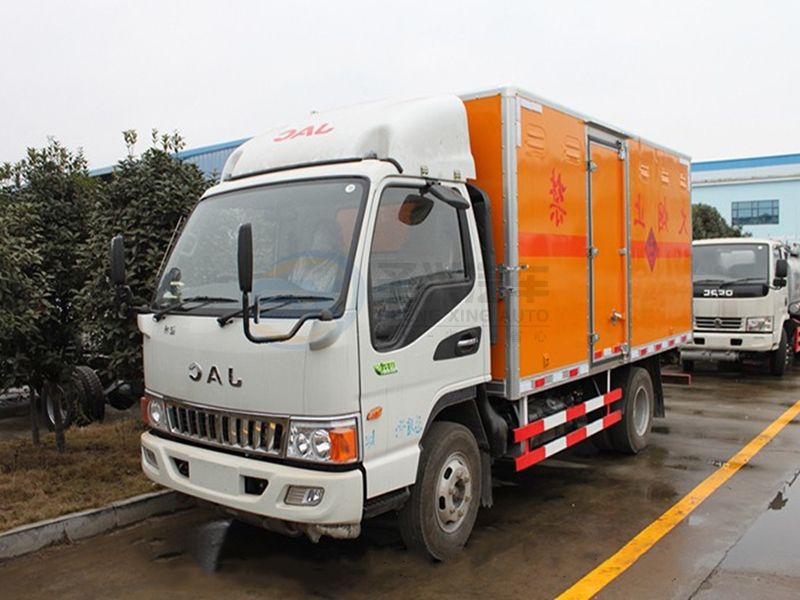 江淮駿鈴4米1爆破器材運(yùn)輸車