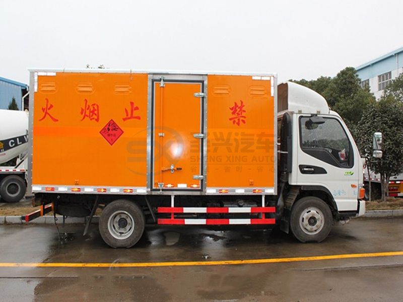 江淮駿鈴4米1爆破器材運輸車