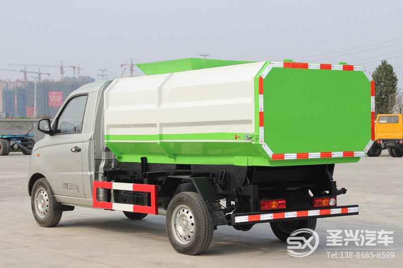 福田伽途3方側(cè)裝掛桶自卸式垃圾車(chē)(藍(lán)牌)