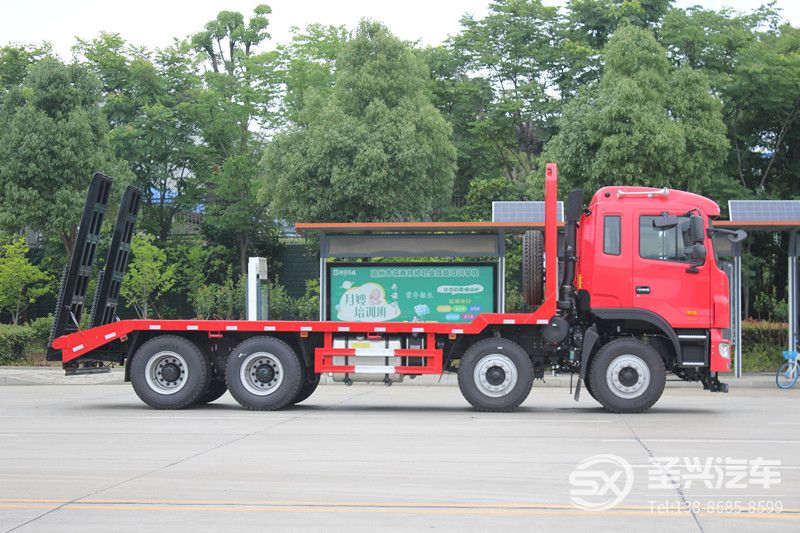 江淮A5前四后八底平板挖機(jī)運(yùn)輸車