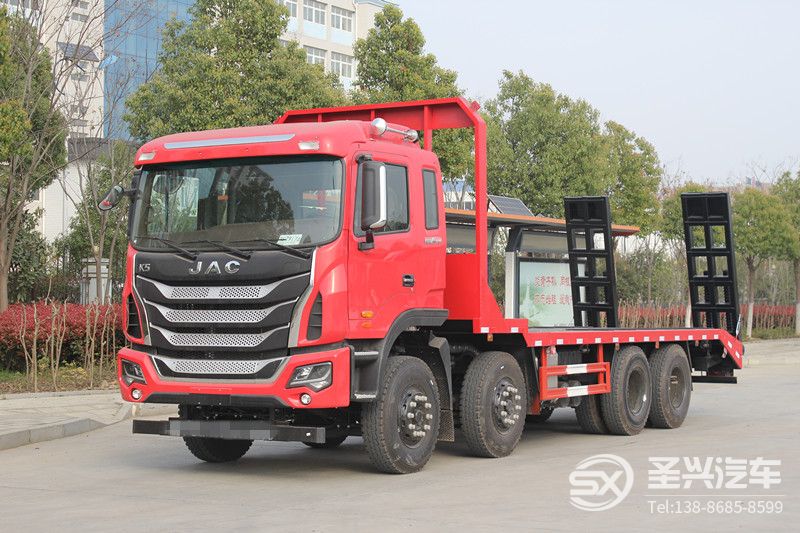 江淮K5前四后八底平板挖機(jī)運(yùn)輸車