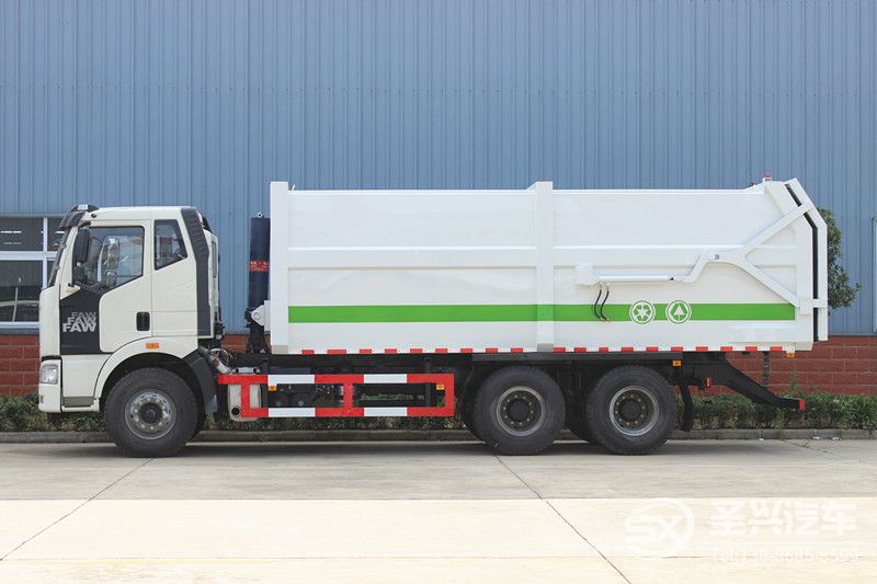 解放J6后雙橋?qū)邮綁嚎s垃圾轉(zhuǎn)運(yùn)車