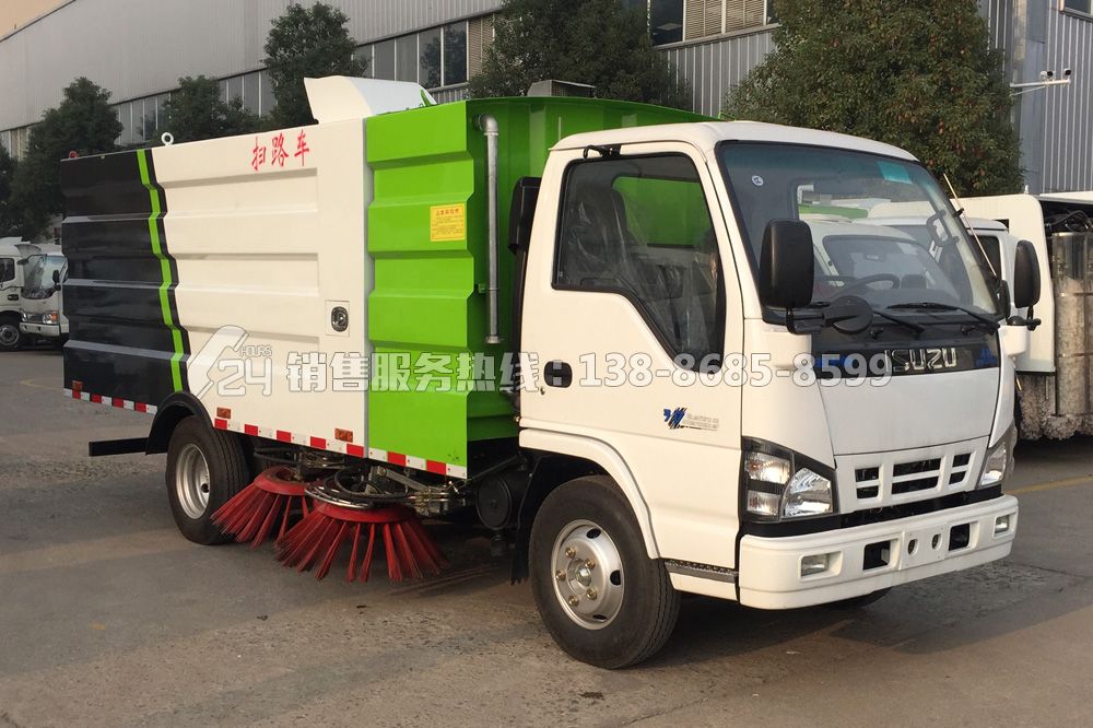 慶鈴五十鈴5噸掃路車(chē)