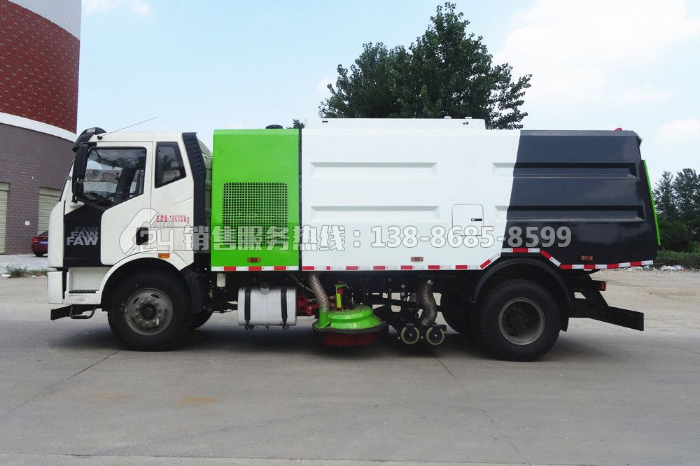 解放J6干式掃路車(chē)