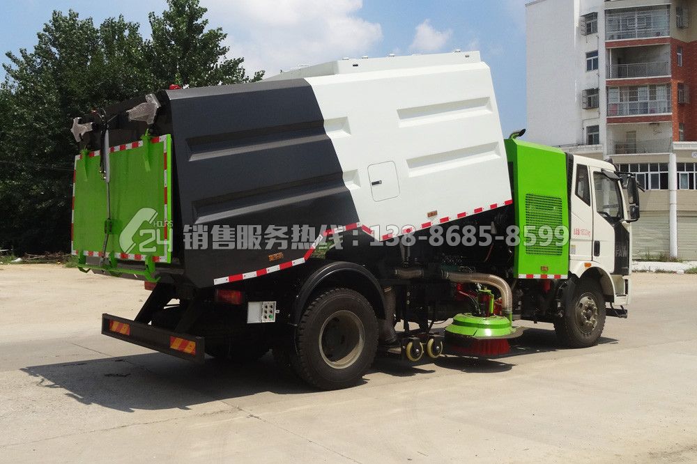 解放J6干式掃路車(chē)