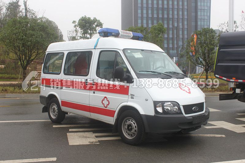 全順新世代V348短軸中頂監(jiān)護型救護車