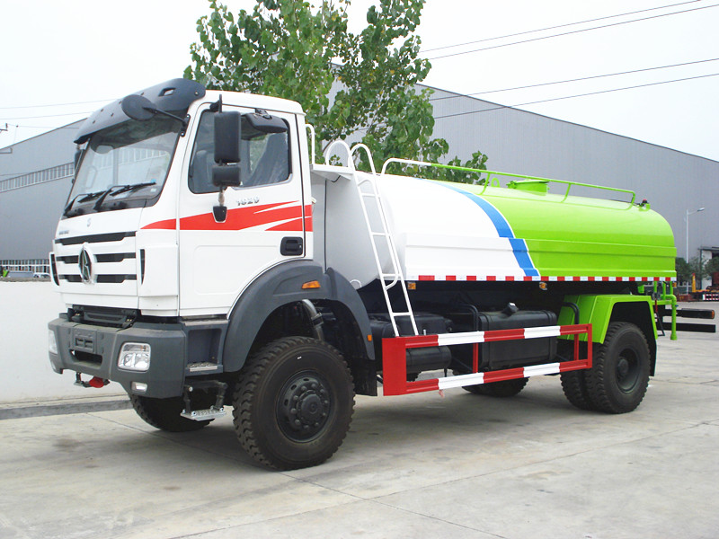 北奔重卡10方灑水車(chē)