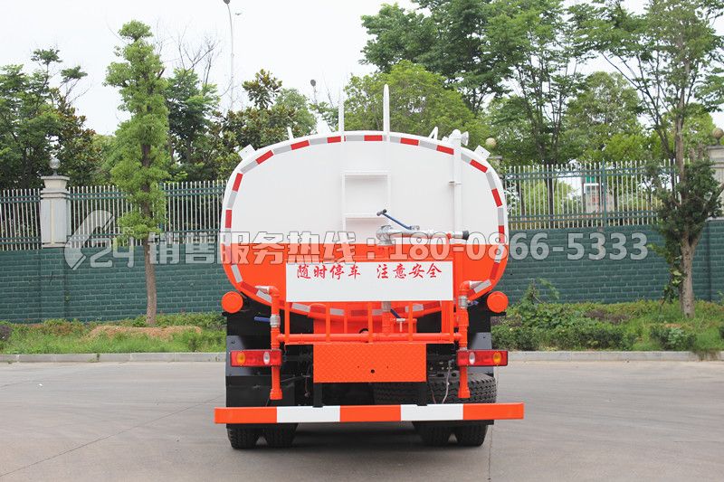 東風(fēng)D3S后雙橋灑水車22立方