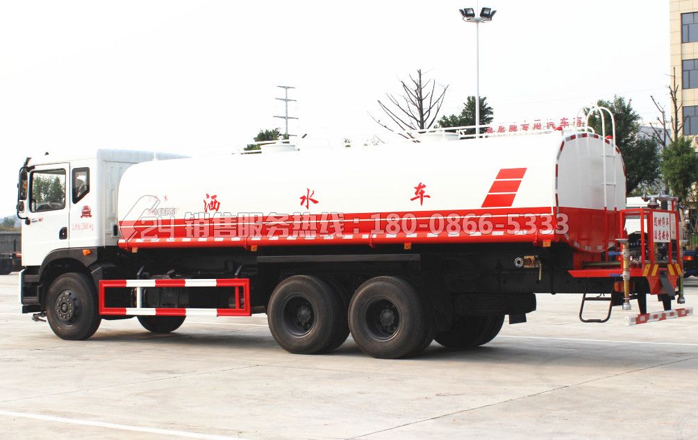 東風T5后雙橋灑水車20立方