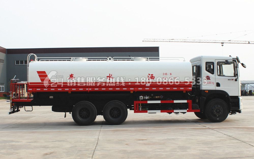 東風T5后雙橋灑水車20立方