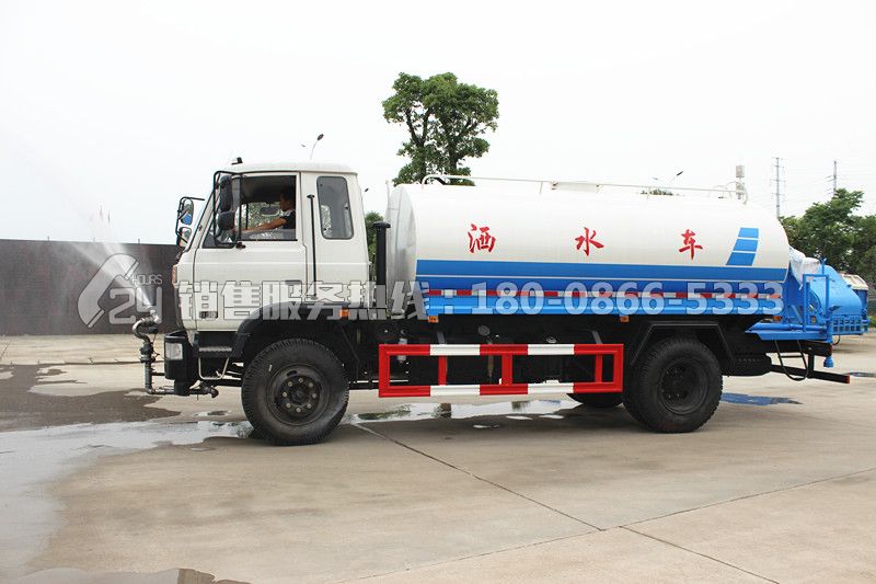 東風145老款12方灑水車-帶前自動炮