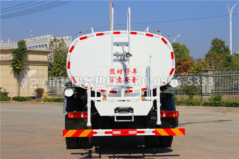 東風(fēng)天錦14方綠化灑水車
