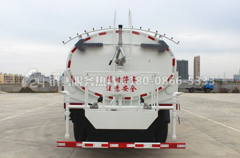 東風(fēng)天龍后八輪18方灑水車(chē)