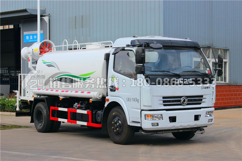 東風多利卡D7灑水車8方-帶30米霧炮機