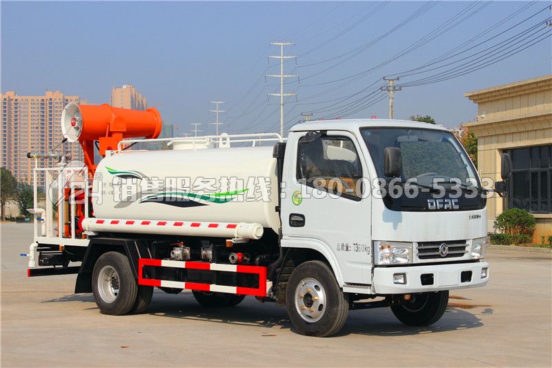 東風(fēng)多利卡D6灑水車4.5方－帶30米霧炮