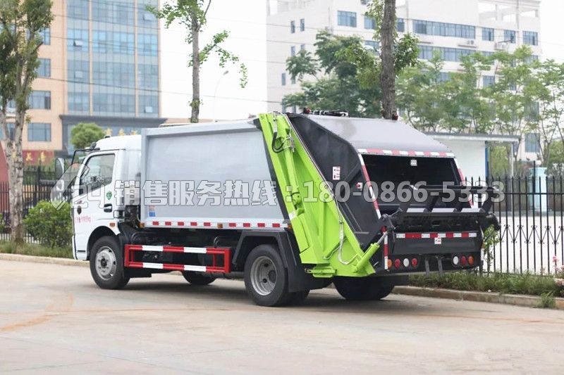 東風(fēng)K7凱普特壓縮式垃圾車8方