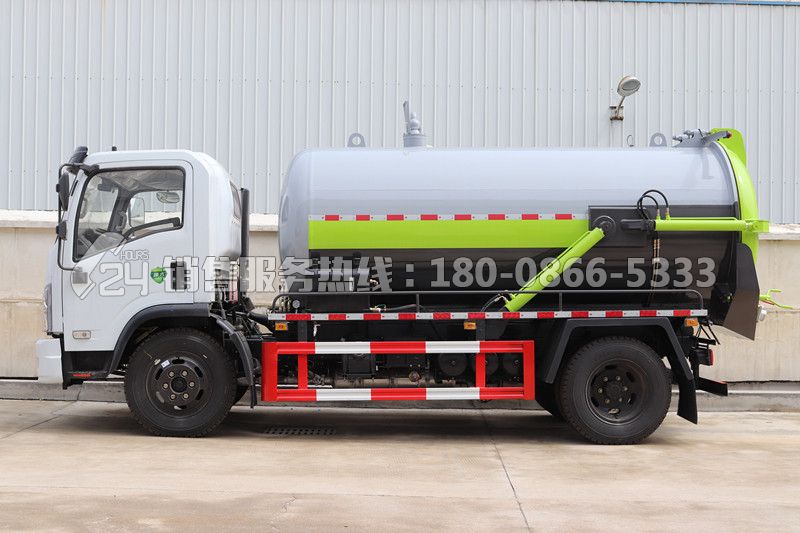 國(guó)六-東風(fēng)福瑞卡吸污車(chē)9方
