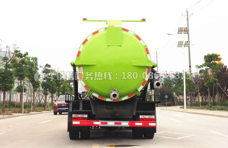 國六-東風多利卡D7吸污車9方