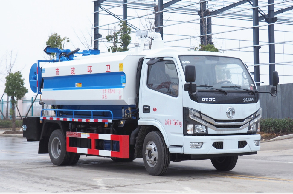 國六-東風(fēng)多利卡清洗吸污車1.5+3.5方