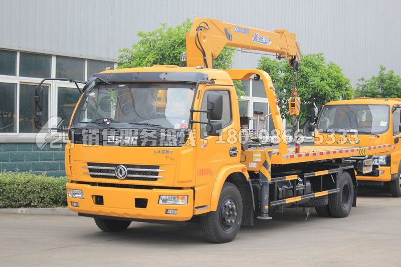 東風(fēng)多利卡D7一拖二清障車(chē)-帶徐工3.2噸吊機(jī)