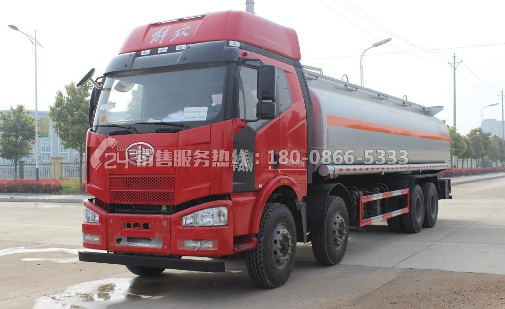 解放J6前四后八供液車27.5立方