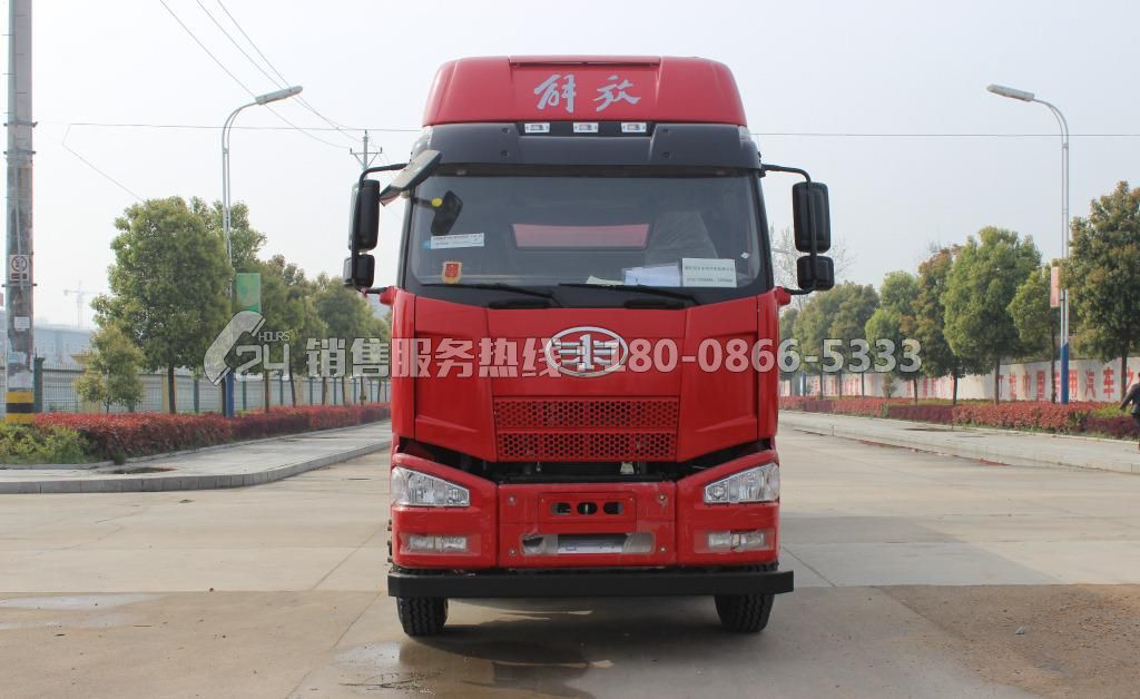 解放J6前四后八供液車27.5立方