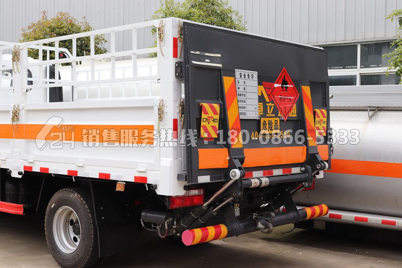 解放虎V氣瓶運(yùn)輸車4.2米