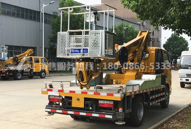 東風(fēng)多利卡伸縮式21米高空作業(yè)車(chē)
