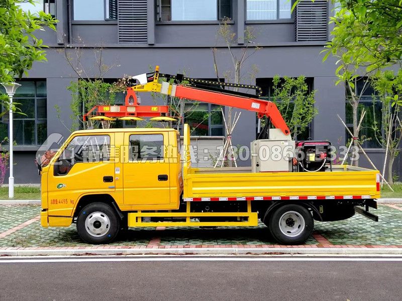 國(guó)六-江鈴順達(dá)雙排綠化綜合養(yǎng)護(hù)車