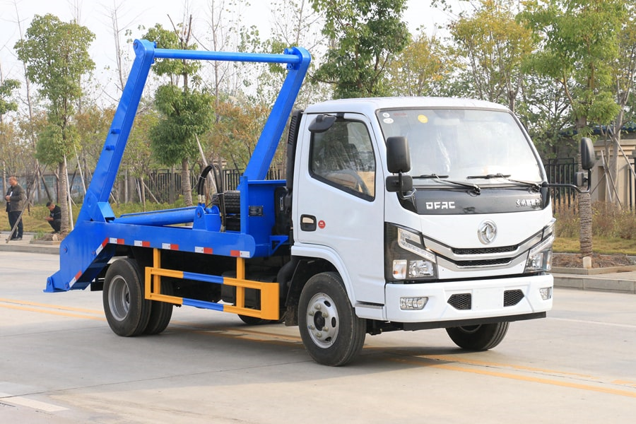 國六-東風多利卡3噸擺臂垃圾車