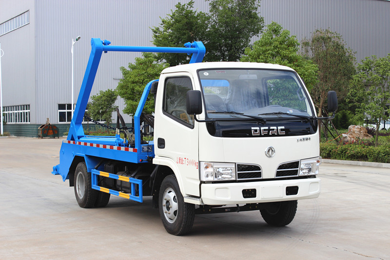 東風小多利卡擺臂垃圾車