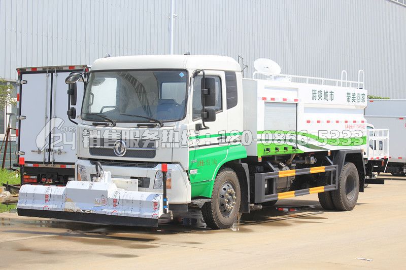 東風天錦路面清洗車