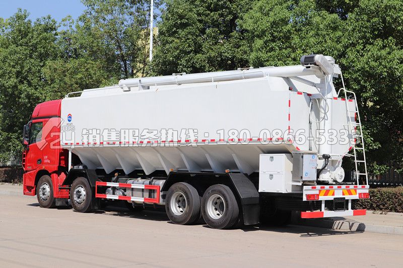 國(guó)六-徐工漢風(fēng)G7散裝飼料運(yùn)輸車48方