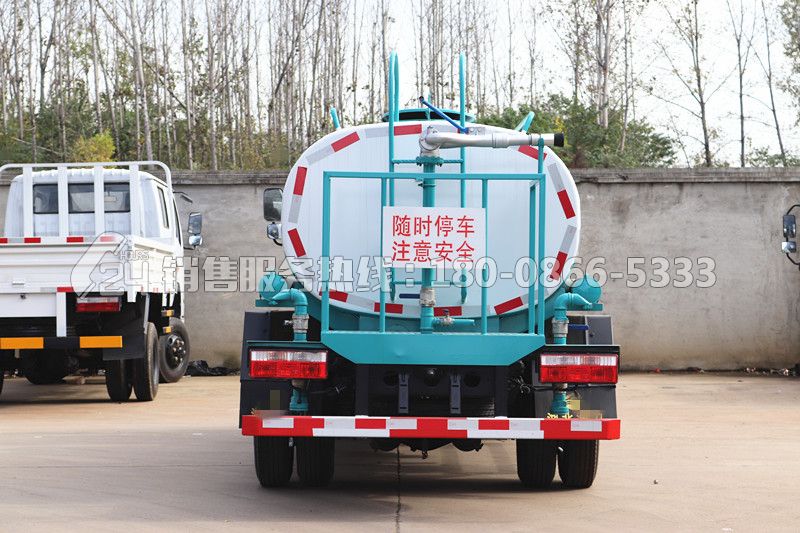 國六東風(fēng)福瑞卡5噸灑水車