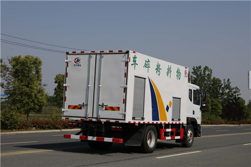 東風多利卡D9物料粉碎車