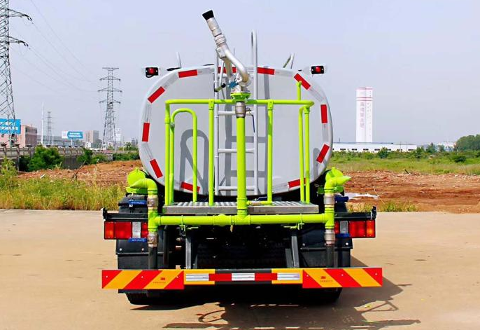 江鈴順達(dá)灑水車5方