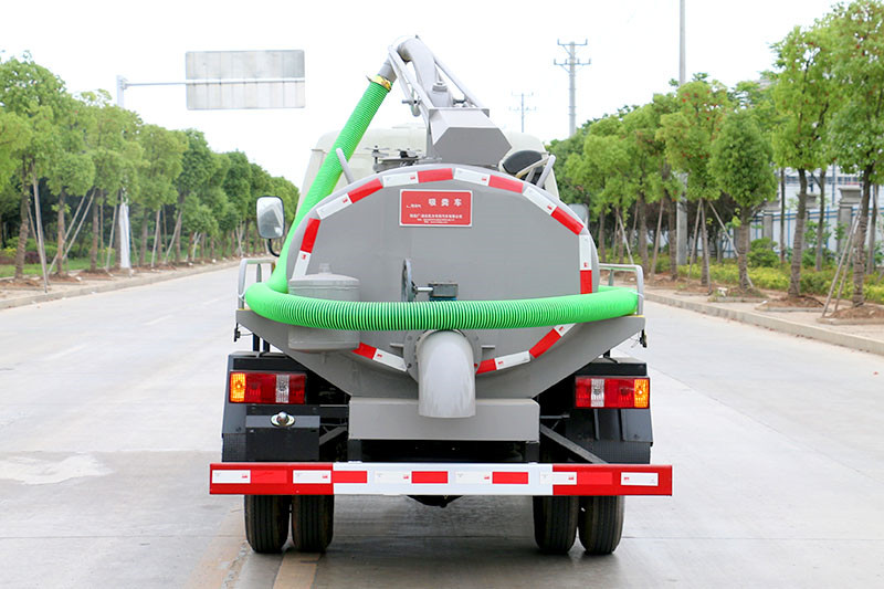 福田時代小卡之星吸糞車2.5方