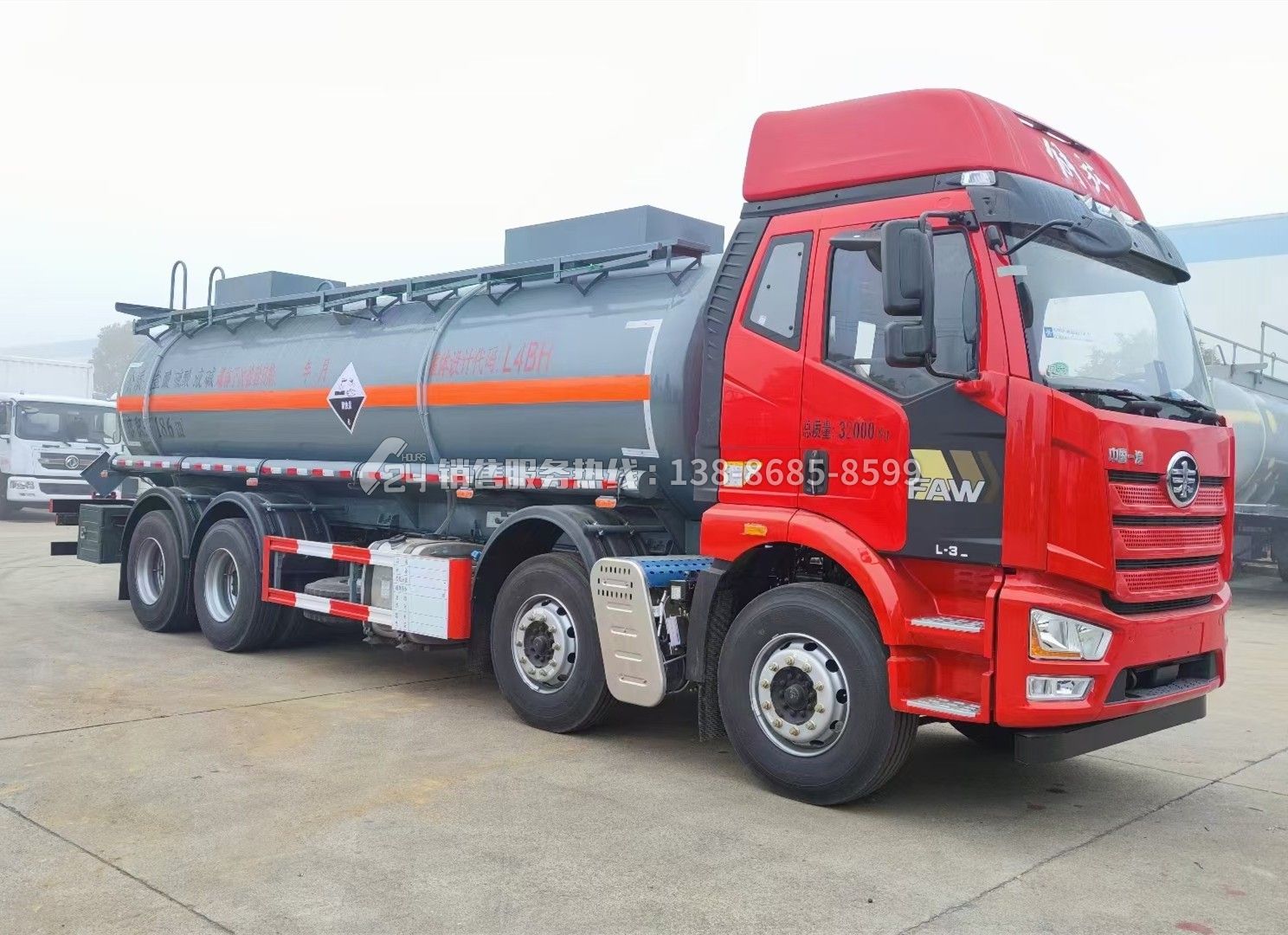 解放J6L腐蝕性物品罐式運(yùn)輸車18.6方
