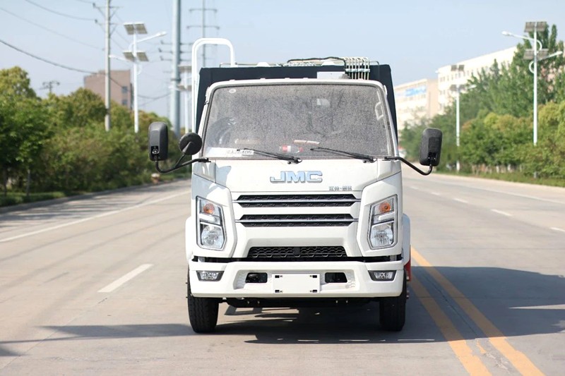 江鈴順達(dá)壓縮式垃圾車6方
