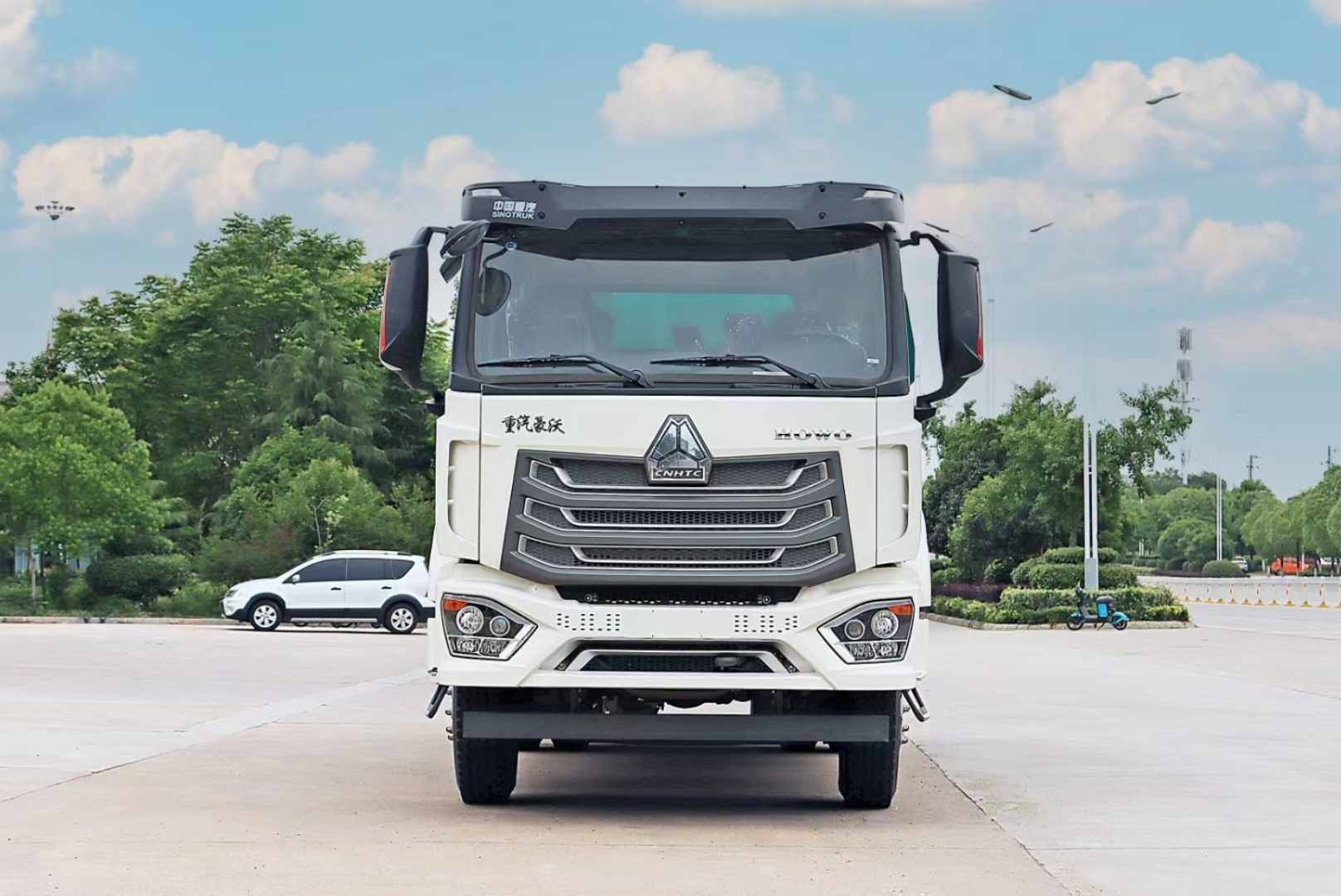 中國(guó)重汽豪沃吸塵車