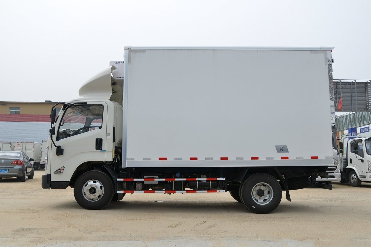 江鈴凱運藍牌冷藏車4米