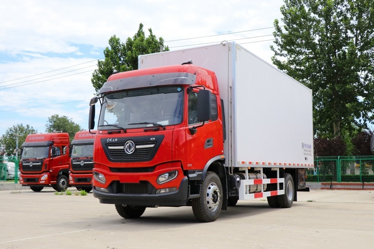 東風(fēng)天錦KR冷藏車7.8米